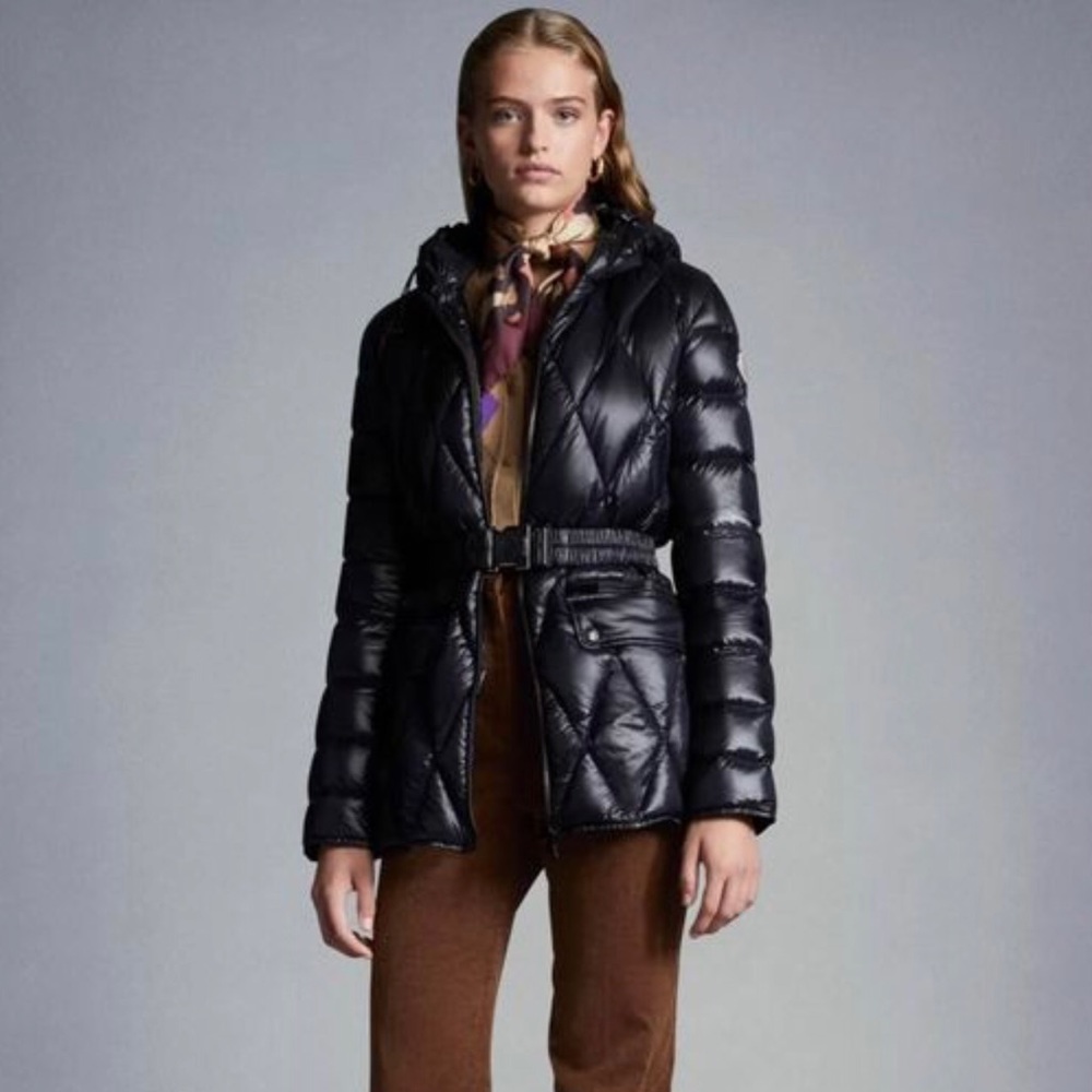 Brand New Authentic Moncler Black Jacket - Size 1 or Small. Serignan Parka.